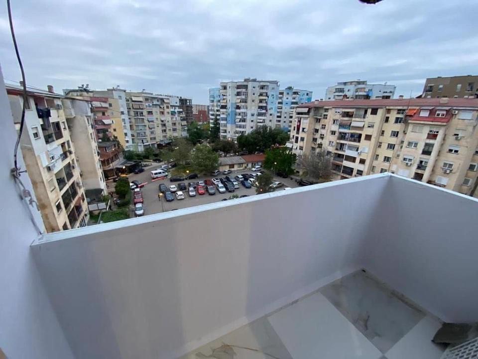 E&B Cosy Apartment Tirana Exterior foto