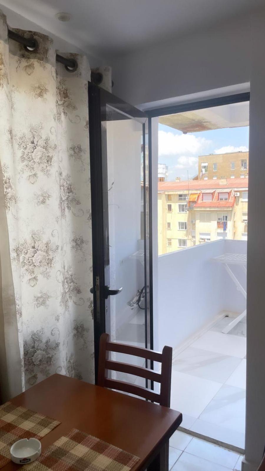 E&B Cosy Apartment Tirana Exterior foto